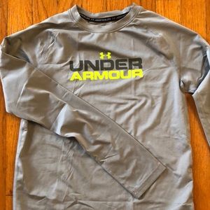 Under Armour performance long sleeve t